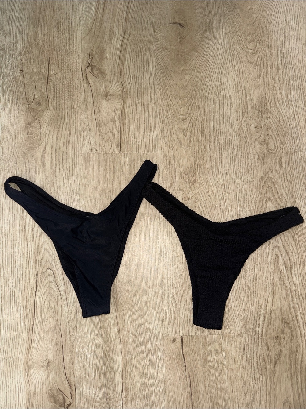 SHEIN Black High Cut Bikini Bottoms - Set of 2